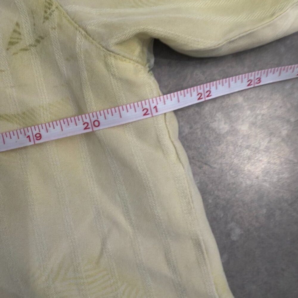 Tommy Bahama 100% Silk Short Sleeve Camp Shirt – Size Small - Picture 16 of 16